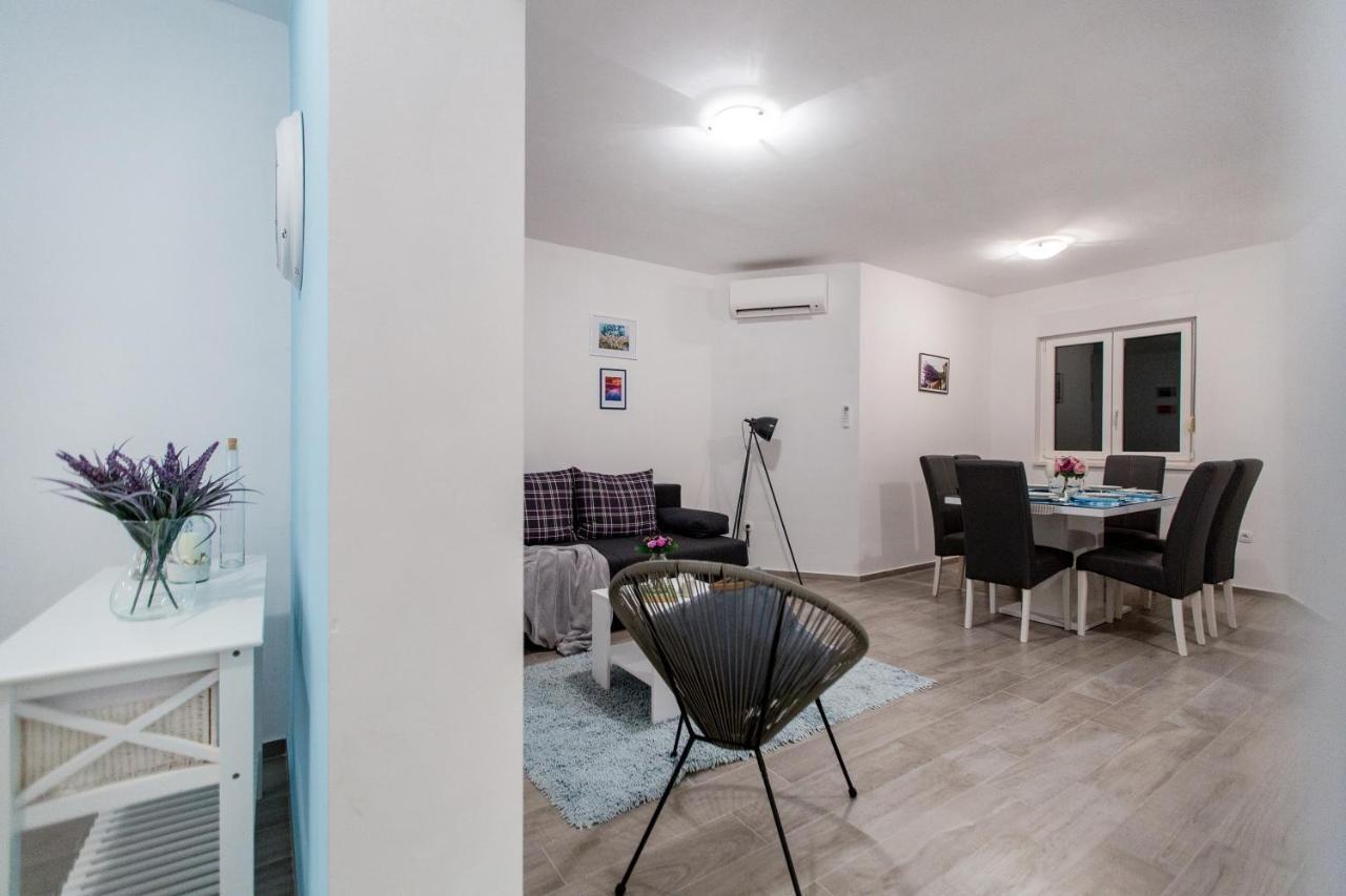Maiv Residence - Family & Designer Suites Rogoznica (Sibenik-Knin) Quarto foto